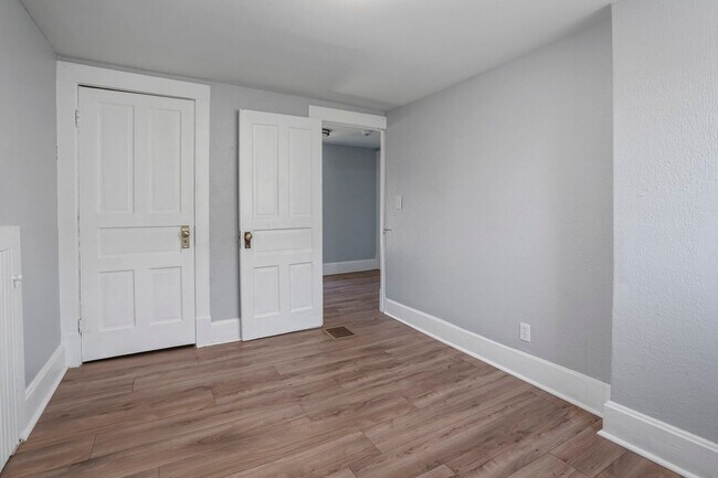 Building Photo - AVAILABLE IN DECEMBER