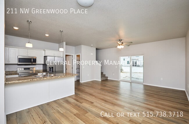 Building Photo - 211 NW Greenwood Pl