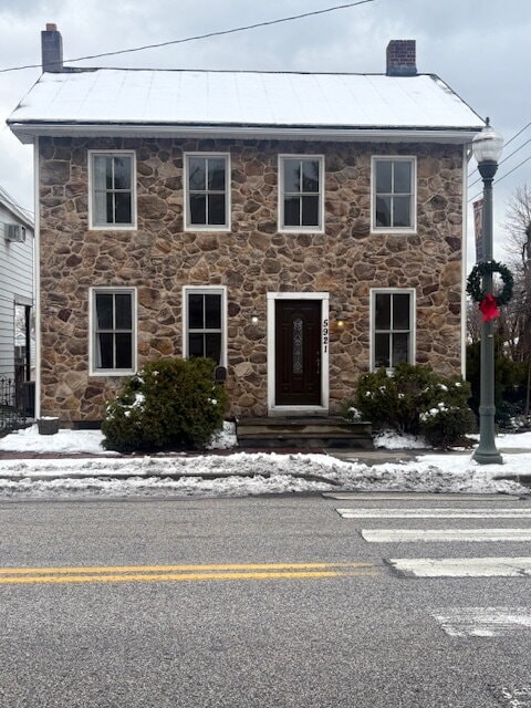 Building Photo - "Charming 4-Bedroom Home on Linglestown Rd – Your Harrisburg Haven Awaits!"