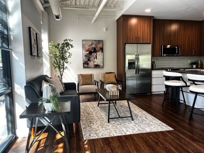 Building Photo - 3bd/2ba Downtown Loft in Louisville