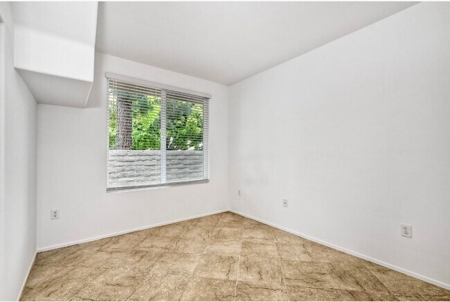 Building Photo - Newly Remodeled - Stunning 2 Bedroom, 2 Ba...