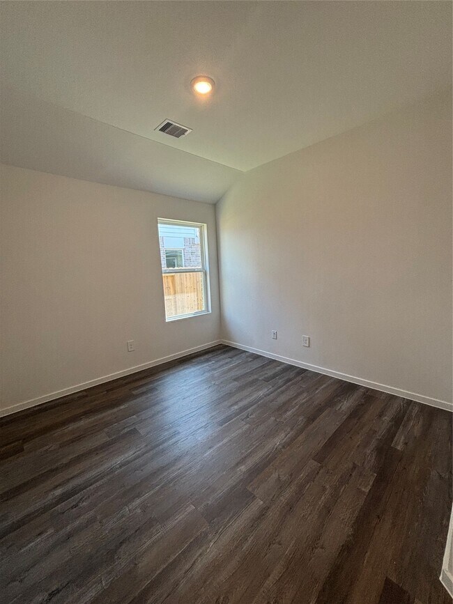 Building Photo - 27314 Oceanus Springs Dr