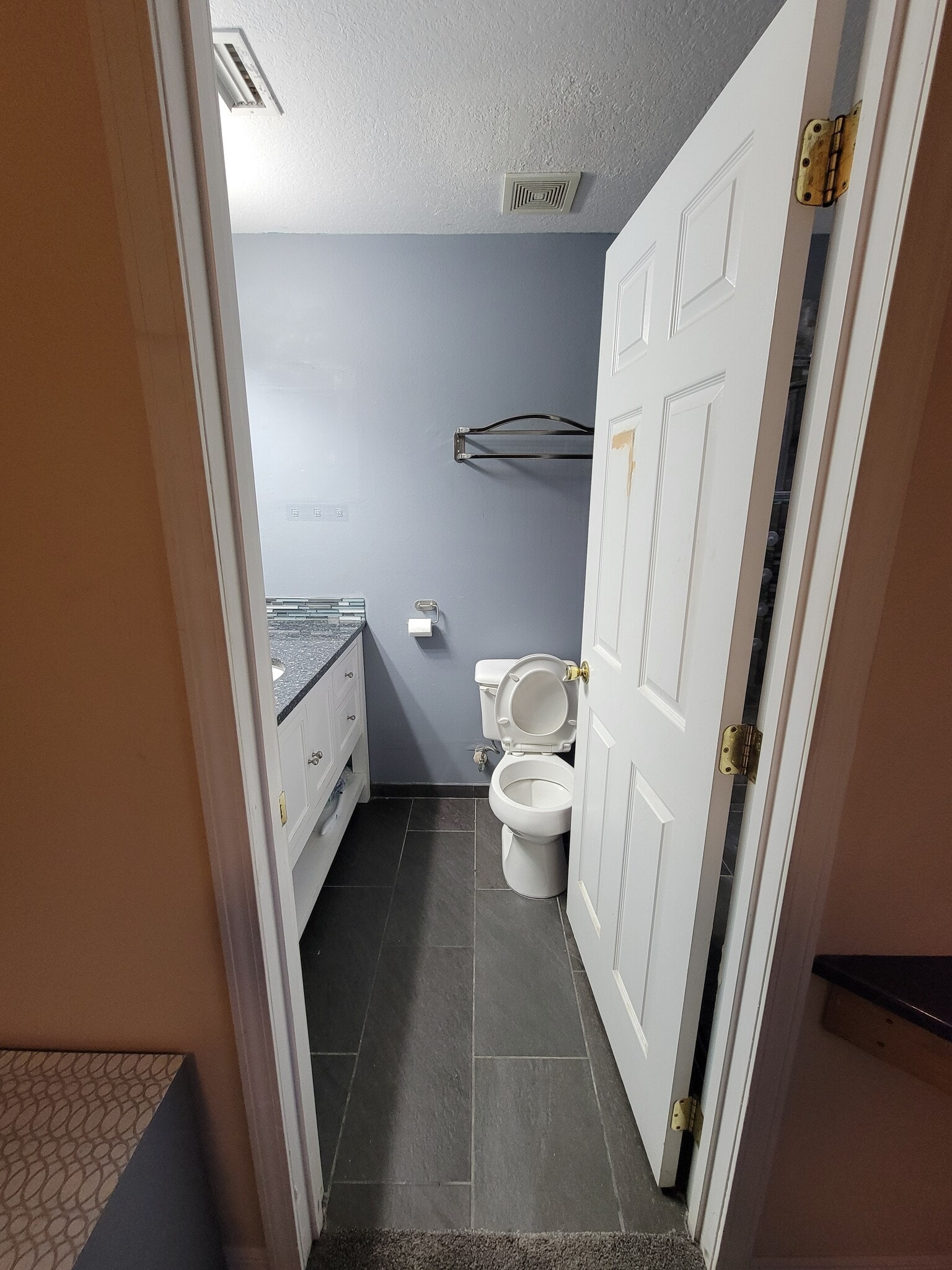 Building Photo - 2038 Blackston Ave