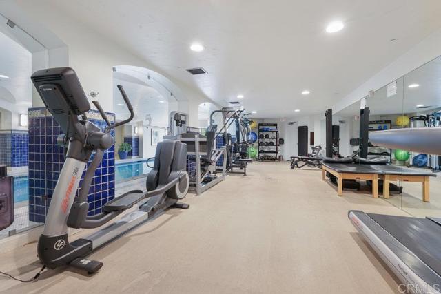 Building Photo - 464 Prospect St