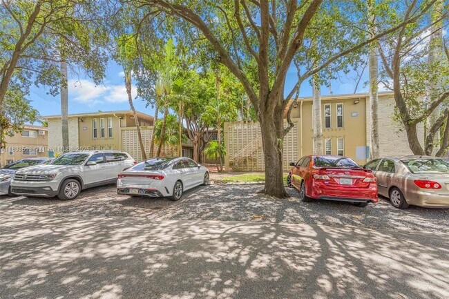 Building Photo - 6330 SW 79th St