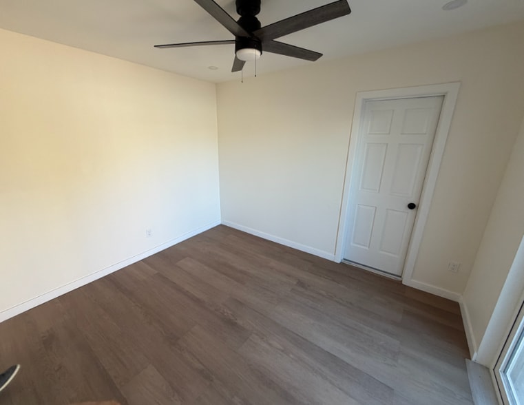 Building Photo - 3608 Wilshire Terrace
