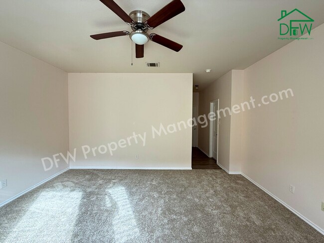 Building Photo - Beautiful 4-Bedroom Home with Scenic Backyard for Lease in Mesquite!