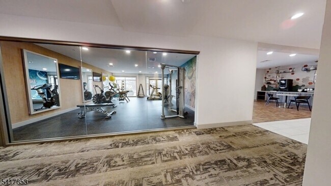 Building Photo - 1181 Morris Ave