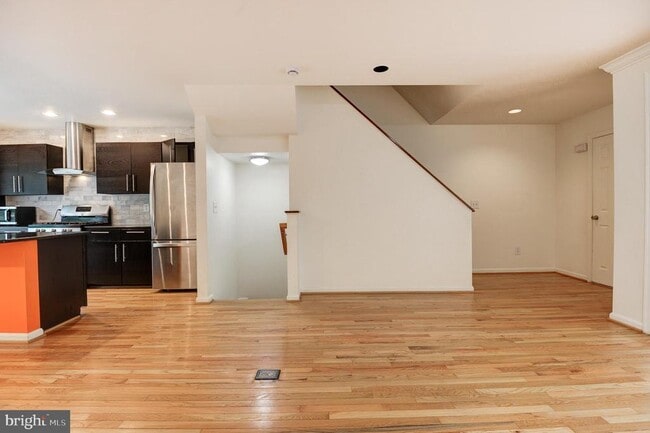 Building Photo - 12050 Edgemere Cir
