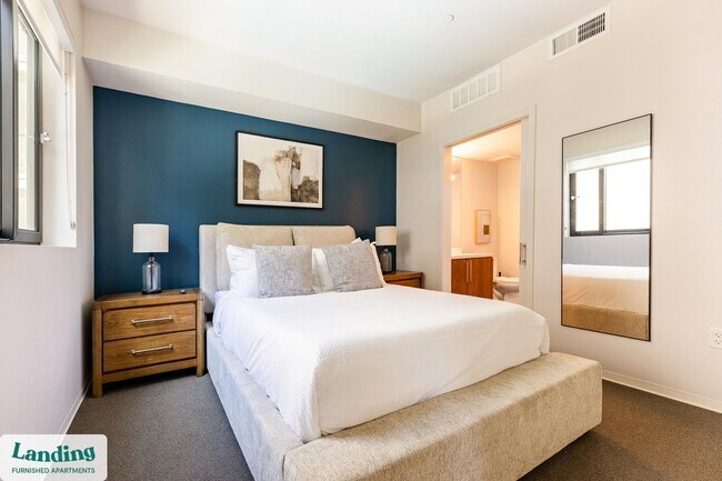 Building Photo - 372 Fourth Ave