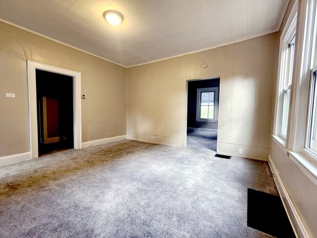 Building Photo - 1505 Eastern Ave