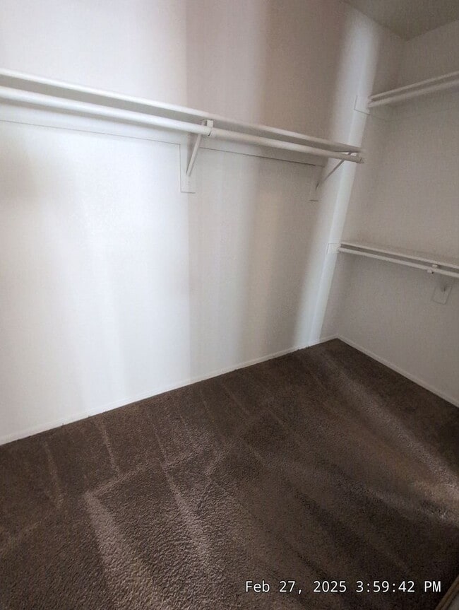 Building Photo - Welcome to your new cozy, immaculate and spacious home!