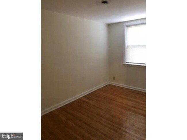 Building Photo - 5149 Arbor St