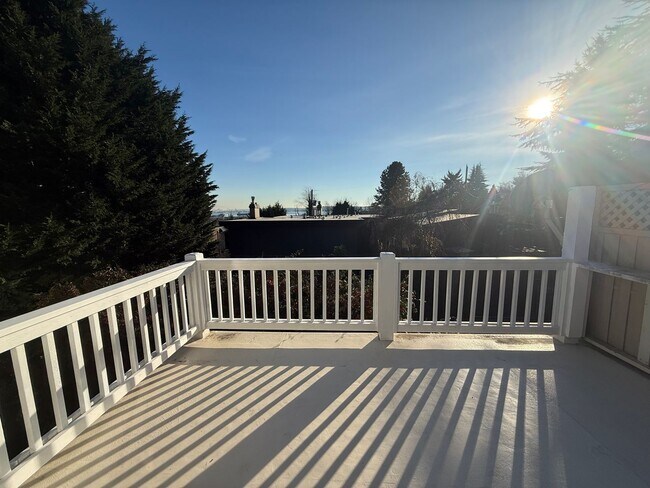 Building Photo - GOEL GUPTA