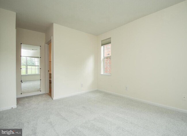 Building Photo - 20273 Beechwood Terrace