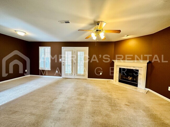 Building Photo - 165 Rocky Ridge Dr
