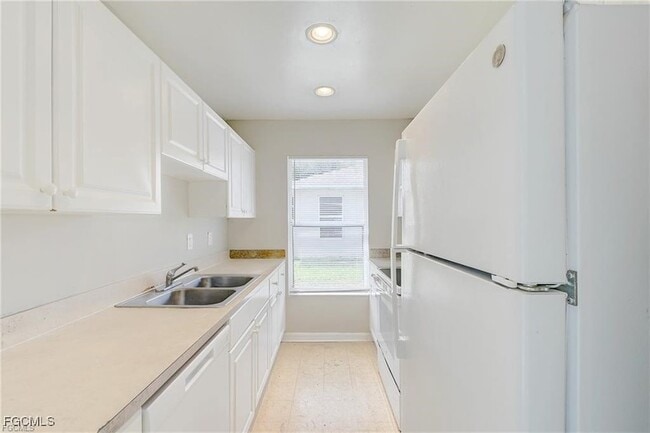 Building Photo - 4532 29th St SW