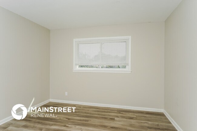 Building Photo - 14020 Darwin Blvd