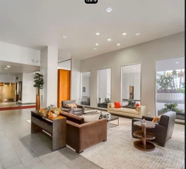 Building Photo - 10501 Wilshire Blvd