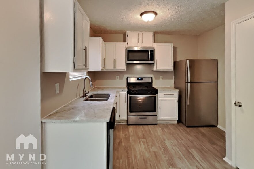 Building Photo - 5531 Downs Way