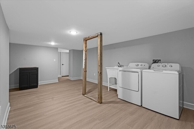 Building Photo - 617 Ripley Pl