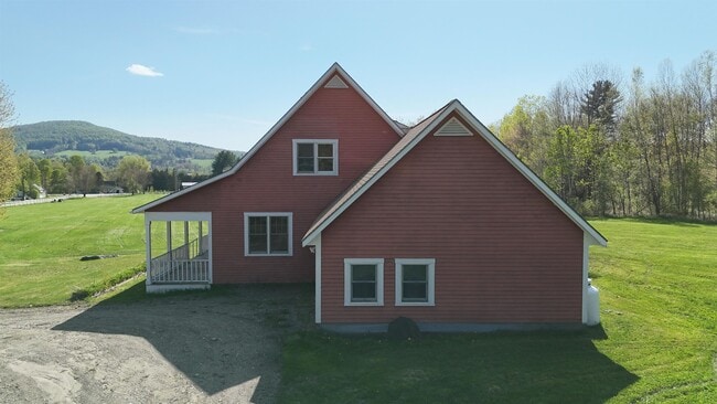 Building Photo - 109 N Hollow Rd