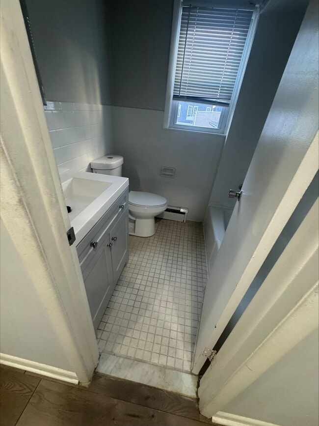 Primary Photo - 5214 Liberty Ave