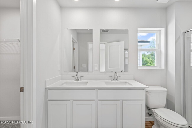 Building Photo - 111 Brazil Nut Cir