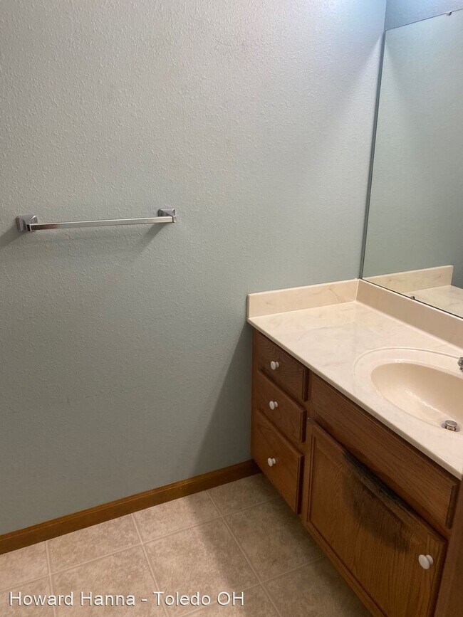 Building Photo - 2 br, 2 bath House - 552 Crystal Lake