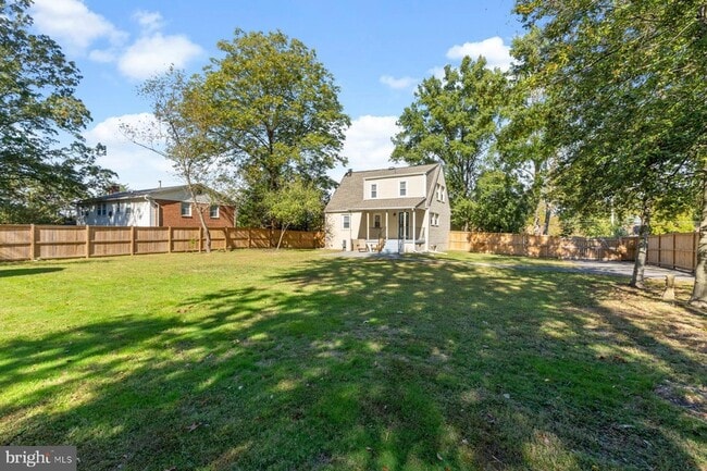 Building Photo - 6903 Friendship Rd