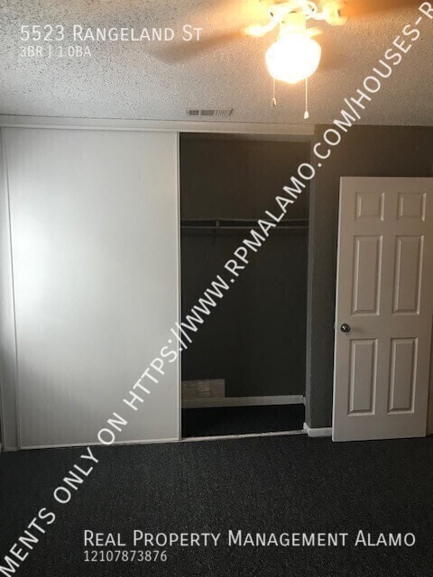 Building Photo - 5523 Rangeland St