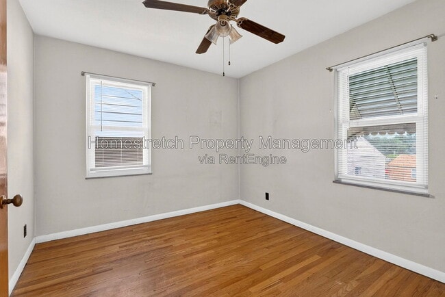 Building Photo - 9826 Ravensbrook Dr