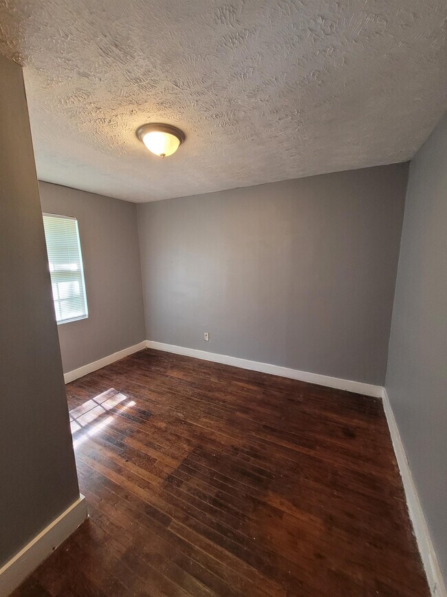 Building Photo - 240 Wadley St NW