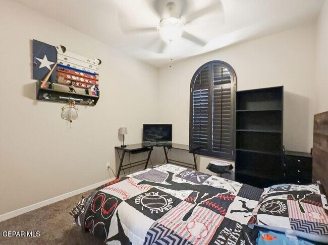 Building Photo - 13655 Stonor Ct