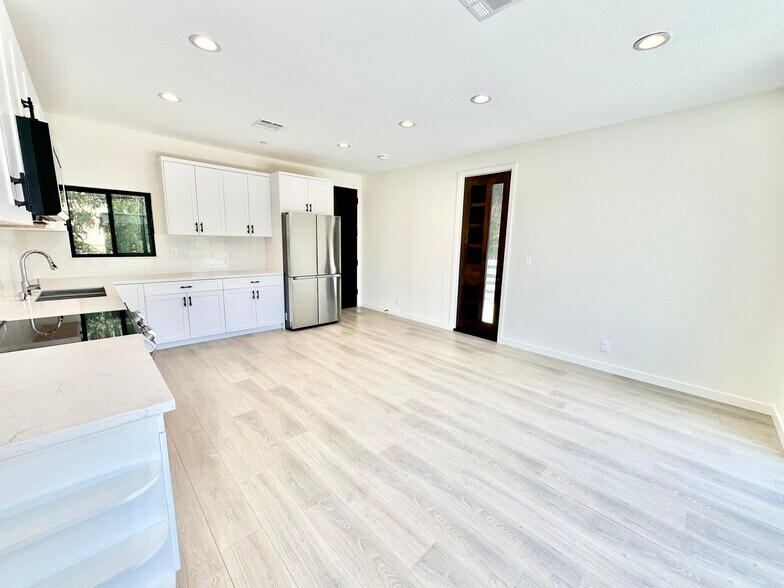 Building Photo - 29051 Pacific Coast Hwy