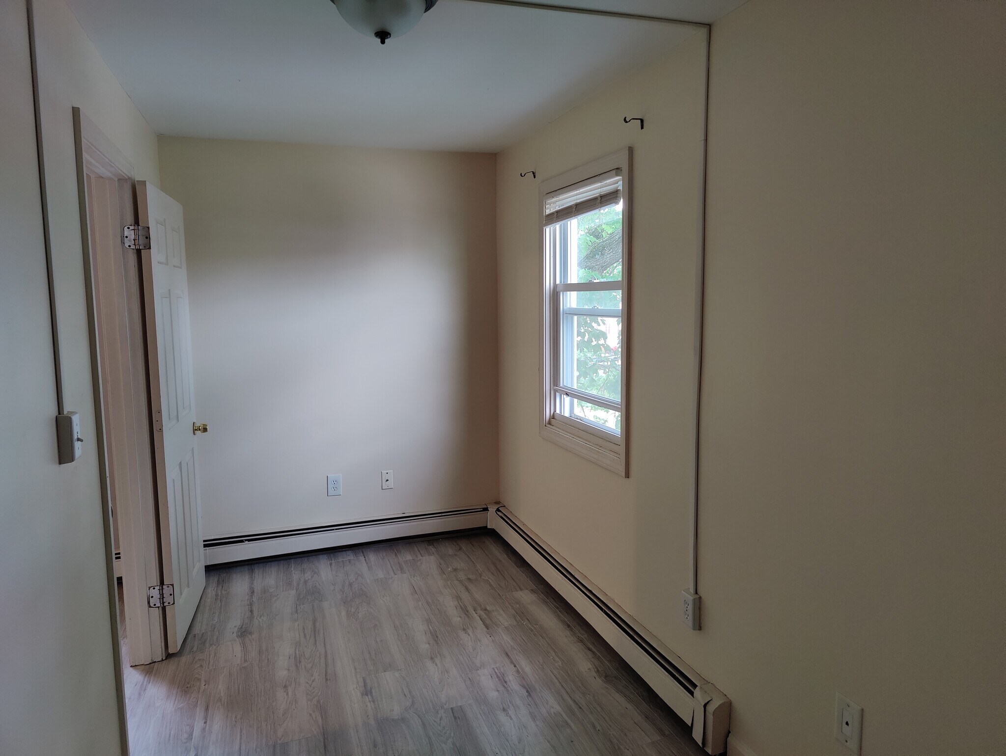 Building Photo - 165 Merrimack St