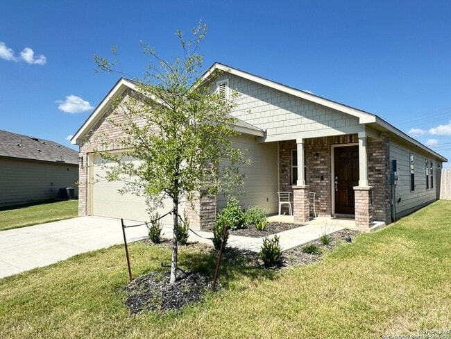 Building Photo - 1324 Moby Dr