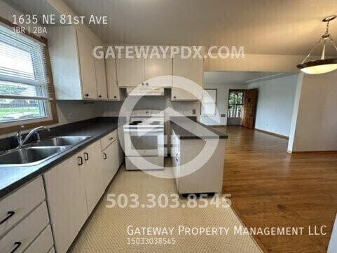 Building Photo - 1635 NE 81st Ave