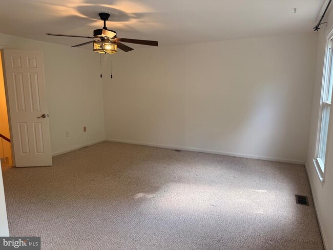 Building Photo - 607 Concerto Ln