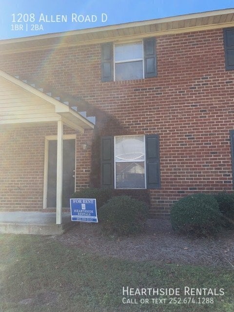 Building Photo - 1208 Allen Rd