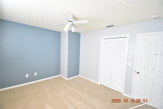 Building Photo - 2712 Falling Leaves Dr