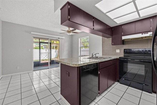 Building Photo - 2715 63rd Terrace N