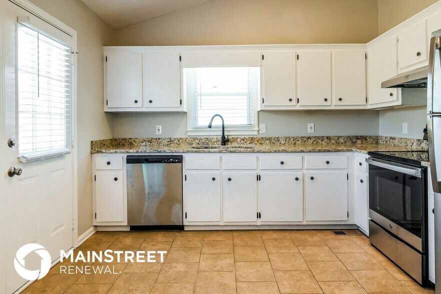 Building Photo - 43 Westminster Dr