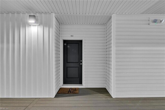 Building Photo - 1732 Dromolin Dr