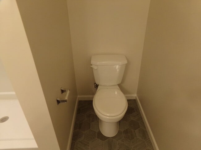 Building Photo - 3 bedroom, 2.5 Bathroom Townhouse in Gray's Pointe Neighborhood