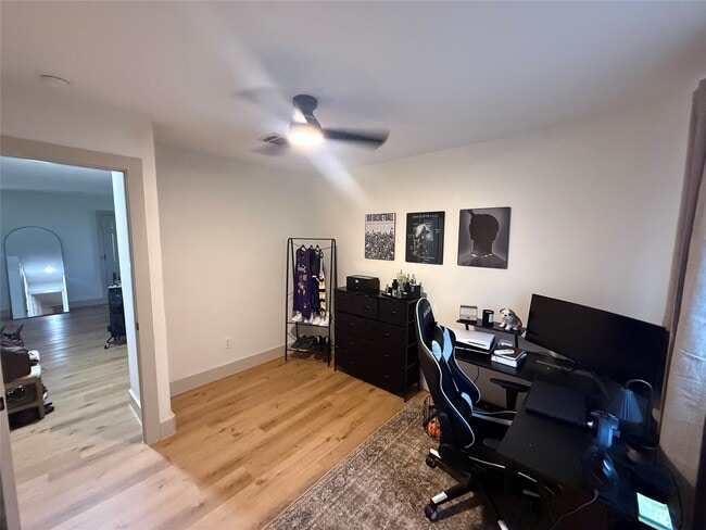 Building Photo - 7509 Mockingbird Ln