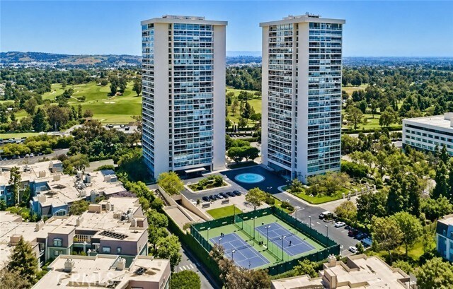 Building Photo - 2222 Ave of the Stars