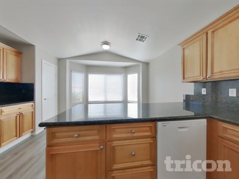 Building Photo - 7739 Whitesboro Ct