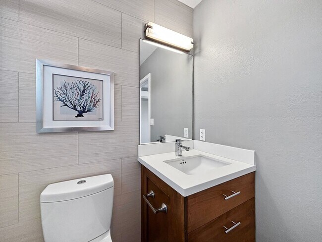 Building Photo - Stunning 1BA Studio in North Park w/ Priva...