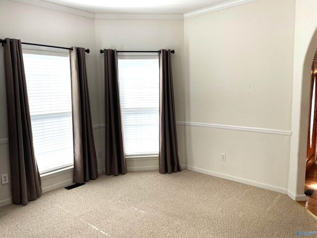 Building Photo - 106 Matilda Dr
